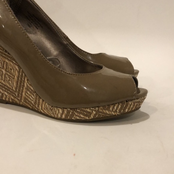 sam & Libby Aztec wedge patent leather peeptoe 7.5 - Picture 11 of 11